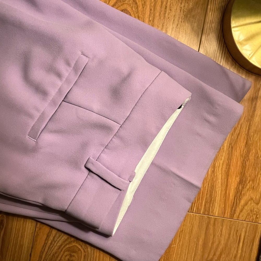 Gorgeous timeless straight (loose) leg trouser from Zara.